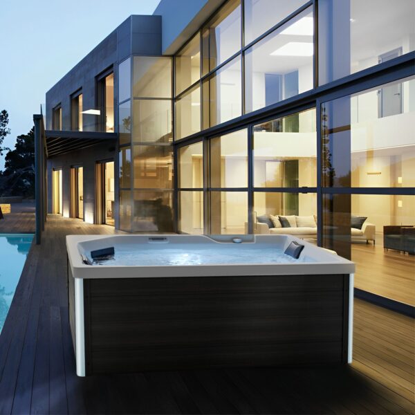Outdoor Whirlpool GALERA weiß 190x130